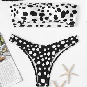 BLACK AND WHITE POLKA-DOT DOT PRINT BIKINI